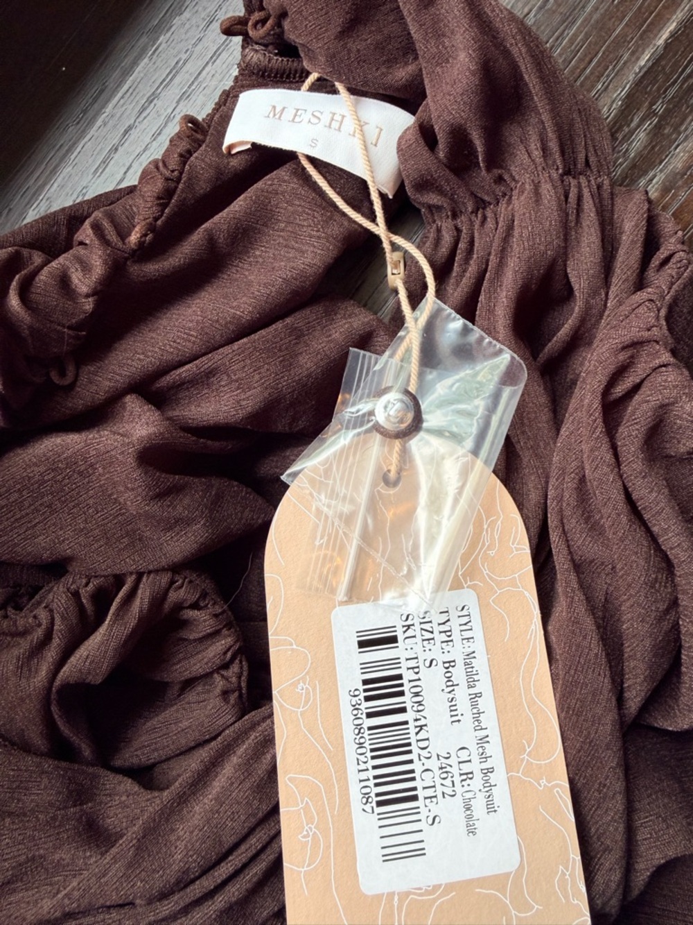 MESHKI Matilda Sleeveless High-Neck Chocolate Ruched Set - Picture 9 of 9